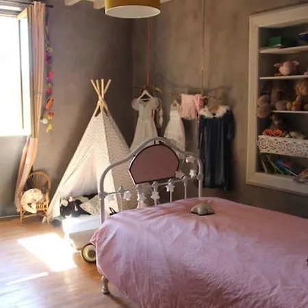 Holiday home Grande Maison Familiale *