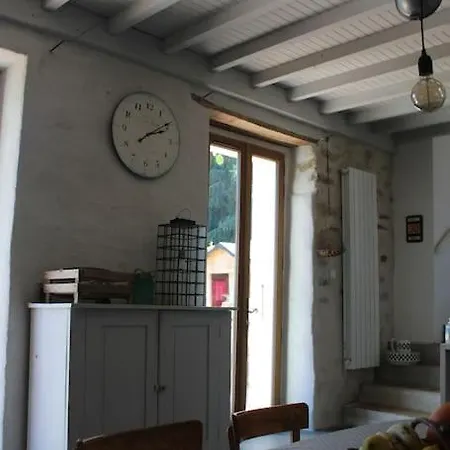 Holiday home Grande Maison Familiale Ganac
